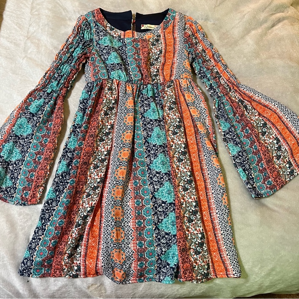 Girls dress in vibrant colors